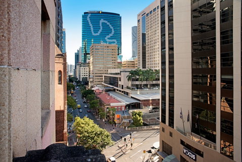ULTIQA Rothbury Hotel - Accommodation Gladstone 1