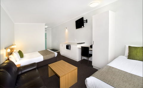 Admiralty Inn - Accommodation Gladstone 1