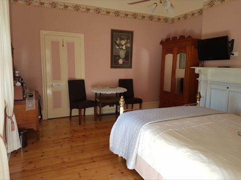 Angas Plains Wines Suites - Accommodation Gladstone 0