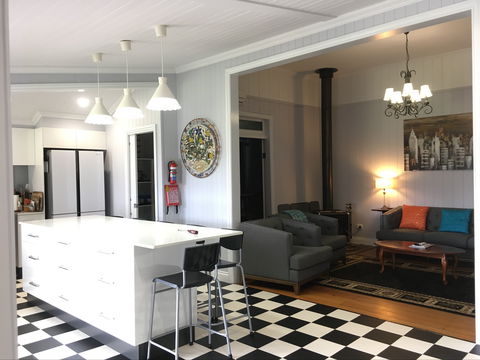 Area 51 Warwick - Accommodation Gladstone 0