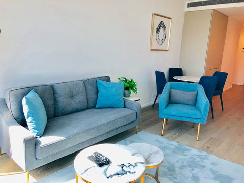 Arise Australia 108 - Accommodation Gladstone 0