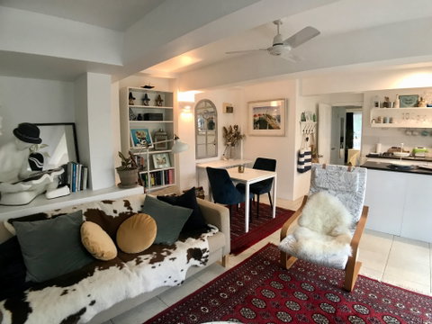 Bangalow Studio Apartment - Accommodation Gladstone 2