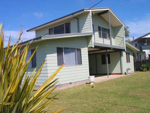Berrara Cove Beach House - Accommodation Gladstone 2