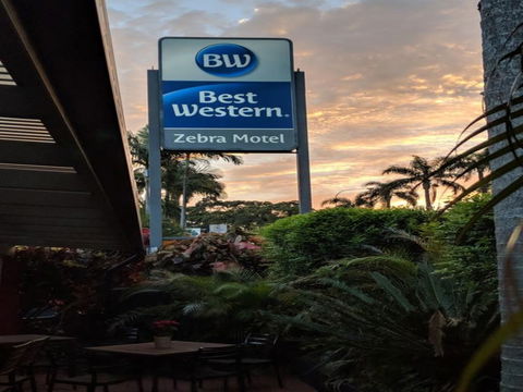 Best Western Zebra Motel - Accommodation Gladstone 0