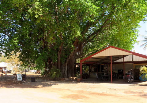 Bitter Springs Cabins And Camping - Accommodation Gladstone 0