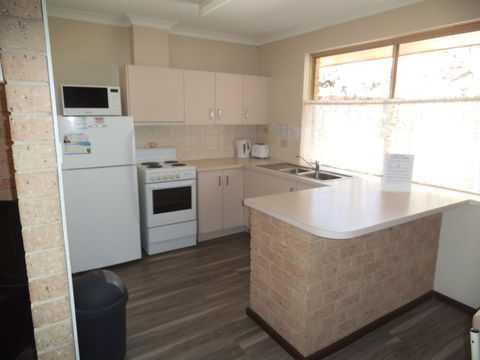 Busselton Seaside Escape Apartment - Accommodation Gladstone 1