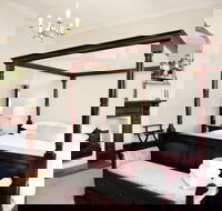 Cawarra on the Park - Accommodation Gladstone