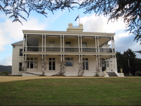 Claremont House - Accommodation Gladstone 2
