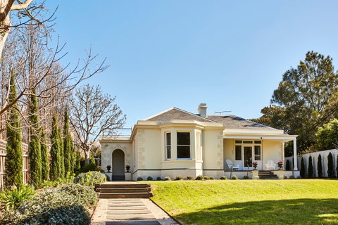 Clydesville Queenscliff - Accommodation Gladstone 0