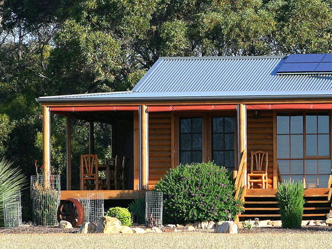 Eleanor River Homestead - Accommodation Gladstone 2