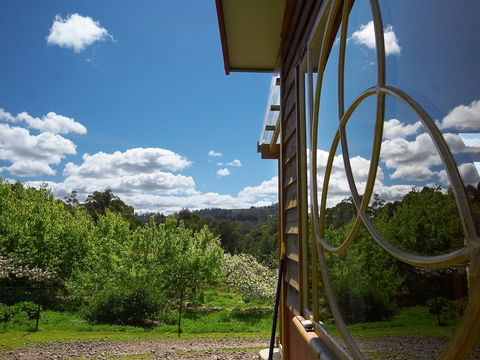 Elvenhome Farm Cottage - Accommodation Gladstone 2