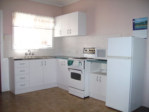 Lisianna Holiday Apartments - Accommodation Gladstone 2
