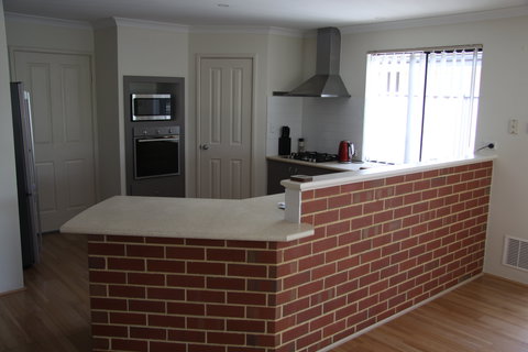 Mandurah Golf Links Retreat - Accommodation Gladstone 1