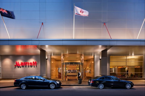 Melbourne Marriott Hotel - Accommodation Gladstone 0