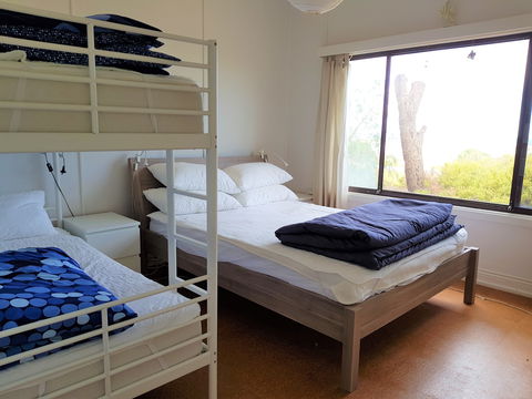Minlacowie - Accommodation Gladstone 2