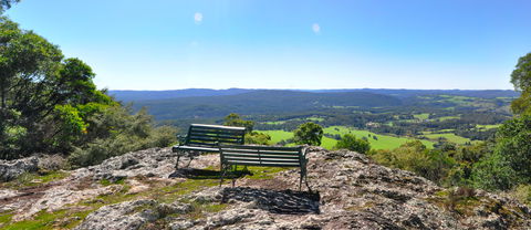 Mount Christopherson Retreat - Accommodation Gladstone 0