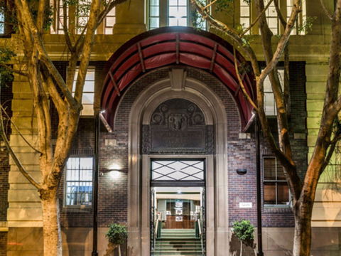 Oaks Sydney Goldsbrough Suites - Accommodation Gladstone 0