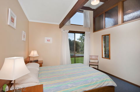 Ocean Vista Holiday Home - Accommodation Gladstone 2