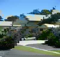 Peppertree Cabins Kingaroy - Accommodation Gladstone