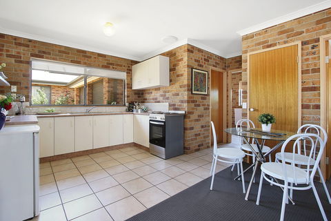 Rosemary's On Frederick - Accommodation Gladstone 2