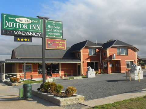 Sheffield Motor Inn - Accommodation Gladstone 0