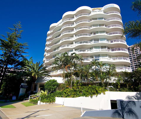 Surf Parade Resort - Accommodation Gladstone 0