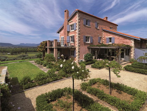 Talits Estate Vineyard - Accommodation Gladstone 0