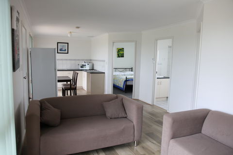 Tarnasey Farm - Pa's Place - Accommodation Gladstone 2