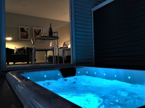 The Nest - Accommodation Gladstone 1