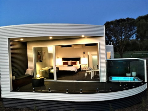 The Nest - Accommodation Gladstone 2