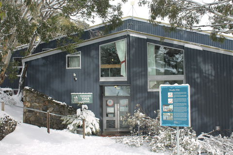 Thredbo YHA Snowy Mountains - Accommodation Gladstone 0