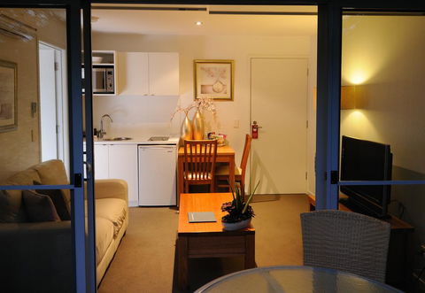 The Victoria Port Fairy - Accommodation Gladstone 6