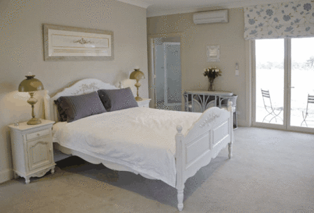 Myan Breezes Guesthouse - Accommodation Gladstone