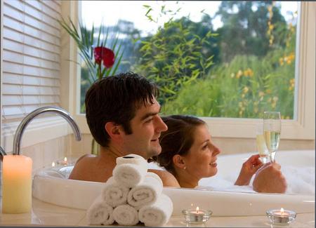 Delderfield Luxury B And B - Accommodation Gladstone 3