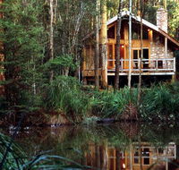 Woodlands Rainforest Retreat - Accommodation Gladstone