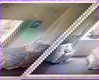 A Country House - Accommodation Gladstone 0