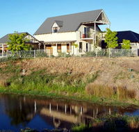 Tessenna Villa - Accommodation Gladstone
