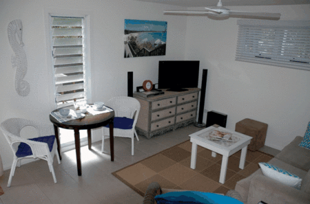 Abachi 1 Bedroom Apartment - Accommodation Gladstone 0