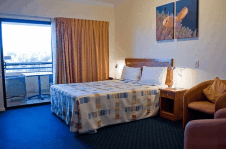 Kacys Bargara Beach Motel - Accommodation Gladstone 0