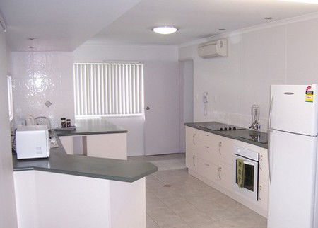Alexandra Lodge Bundaberg - Accommodation Gladstone 3