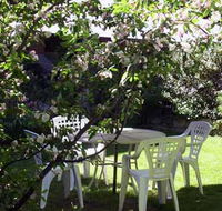 The Old Priory - Accommodation Gladstone