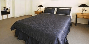 Alpine Retreat Hotel - Accommodation Gladstone 0