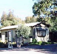 Riverside Host Farm - Accommodation Gladstone