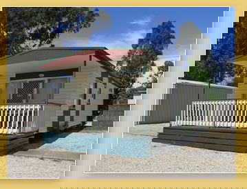 Alexandra Tourist Park - Accommodation Gladstone 0