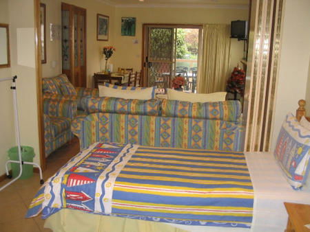 Angelas Guesthouse - Accommodation Gladstone 1