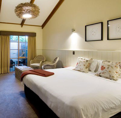 Peppers Mineral Springs Retreat - Accommodation Gladstone 4