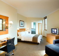 Holiday Inn Old Sydney - Accommodation Gladstone