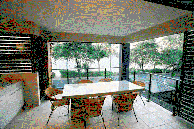 Sea Point On Trinity Beach - Accommodation Gladstone 2