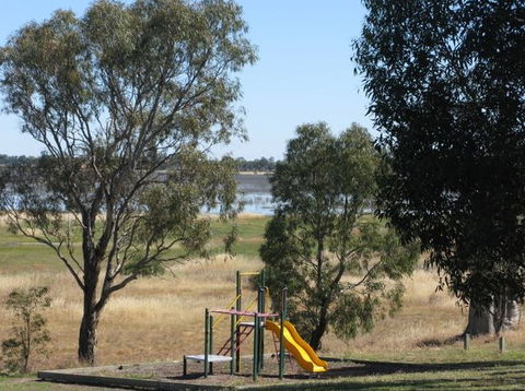 Natimuk Lake Caravan Park - Accommodation Gladstone 3