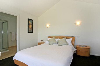 A River Bed - Accommodation Gladstone 2